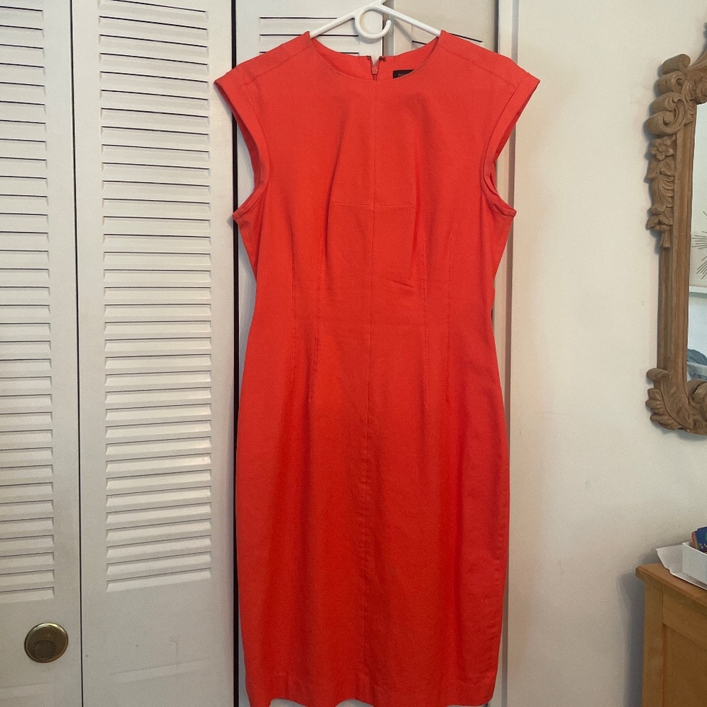 Cap Sleeve Coral Banana Republic Sheath - Size 8